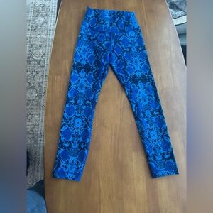 lululemon athletica Blue Snake Print Leggings